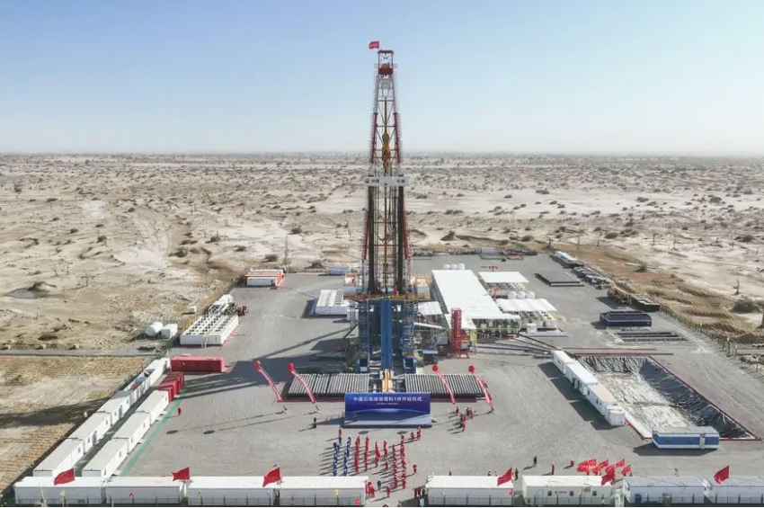 [video] Why is China drilling a 11-kilometer hole in a desert?