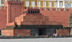 Resident of Russia Far East tried to set Lenin's Mausoleum on fire with Molotov cocktail