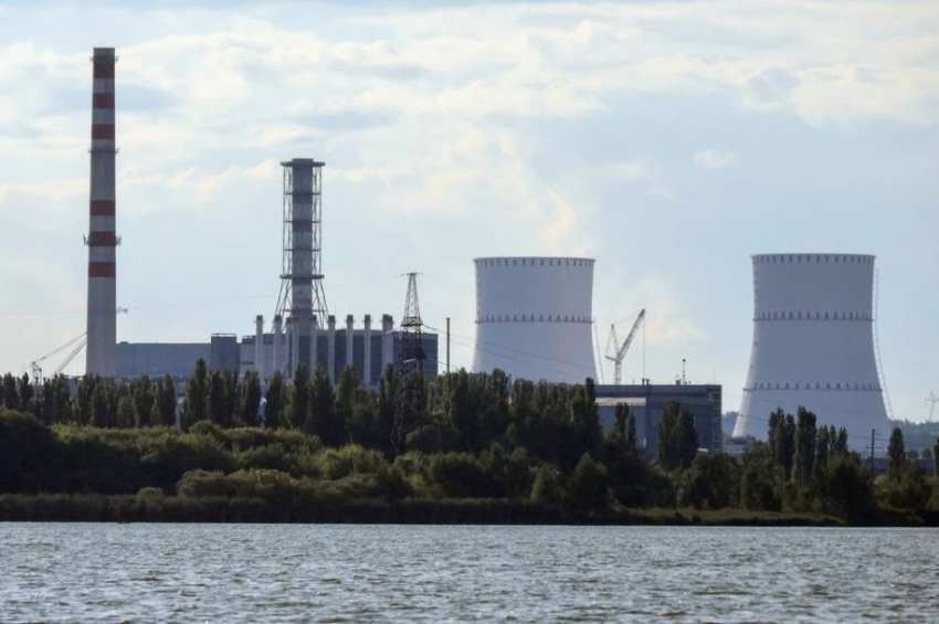 Ukrainian forces approaching Kursk nuclear station in Russia